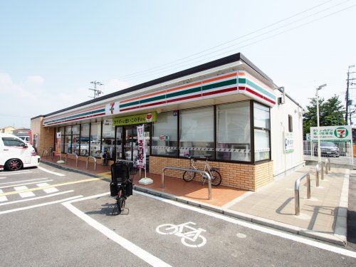 セブンイレブン堺辻之店の画像