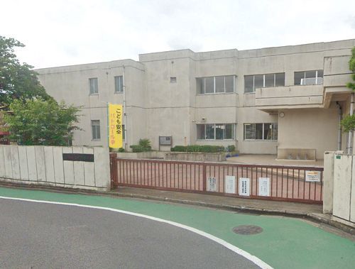 座間市立中原小学校の画像