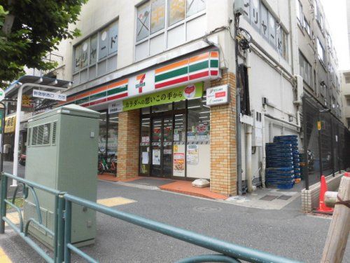  セブン-イレブン中野中央３丁目店の画像