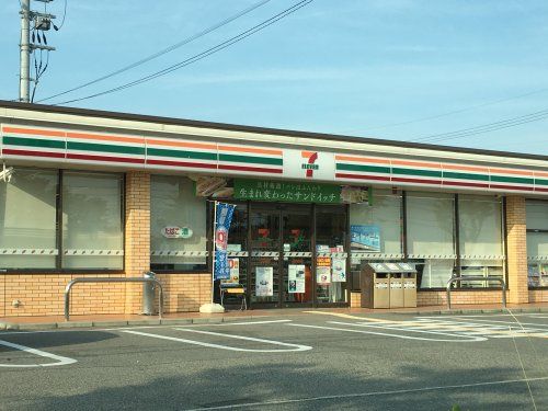 セブン-イレブン播磨本荘４丁目店の画像