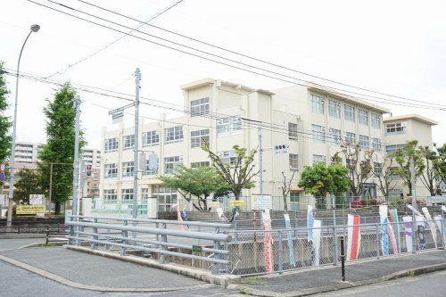 福岡市立片江小学校の画像