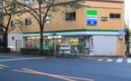 ファミリーマート 中野新井店の画像