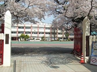 赤羽小学校の画像