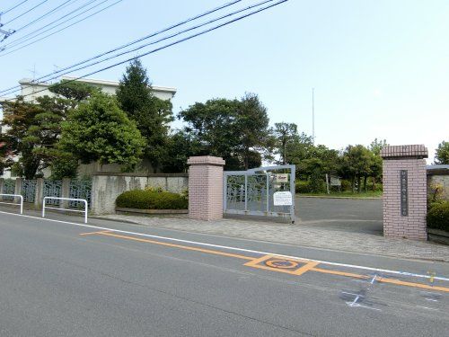 鶴ヶ島市立第二小学校の画像