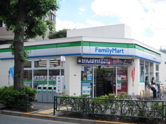 ファミリーマート　中野鷺宮一丁目店の画像