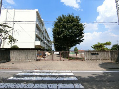鶴ヶ島市立富士見中学校の画像