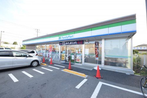 ファミリーマート日限山四丁目店の画像