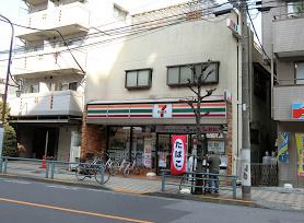 セブンイレブン 梅田店の画像