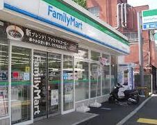 ファミリーマート中野本町五丁目店の画像