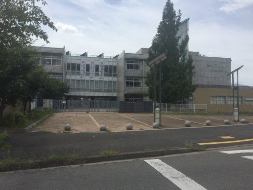 つくば市立春日学園義務教育学校の画像