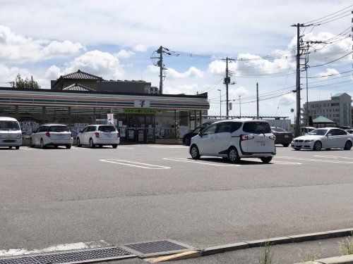 セブン-イレブン牛久田宮町店の画像