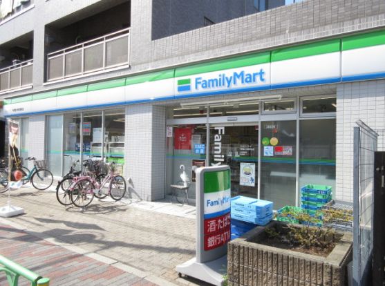 ファミリーマート中野富士見町駅前店の画像