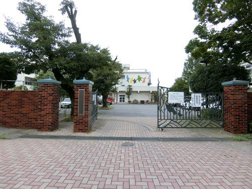 鶴ヶ島市立第一小学校の画像