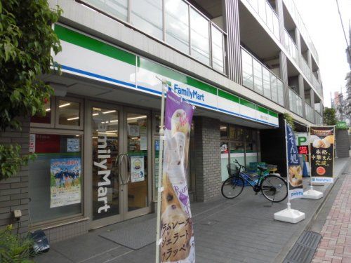 ファミリーマート 西荻北三丁目店の画像