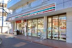 セブンイレブン 篠崎駅西口店の画像