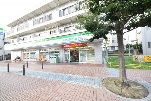 ファミリーマート上永谷二丁目店の画像