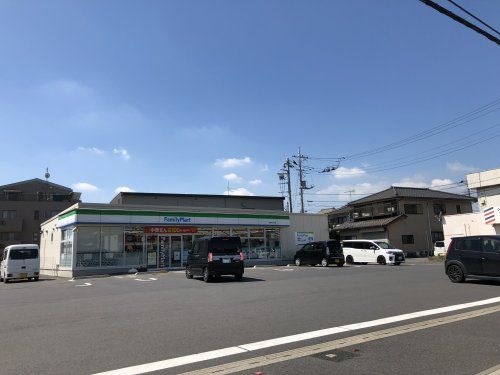 ファミリーマート 取手米ノ井店の画像