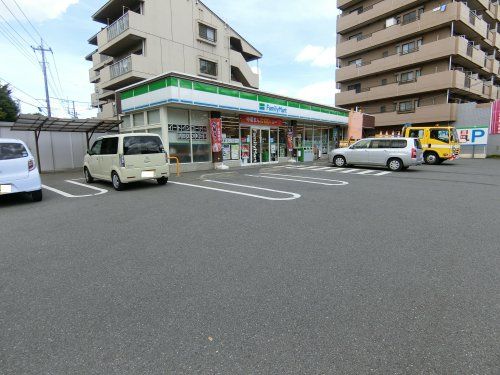 ファミリーマート坂戸駅南けやき通り店の画像