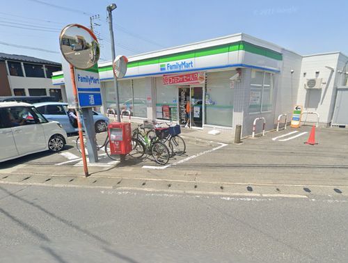 ファミリーマート湘南松尾店の画像