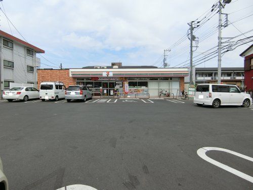 セブンイレブン鶴ヶ島市役所通り店の画像