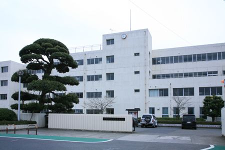 伊勢原市立伊勢原中学校の画像