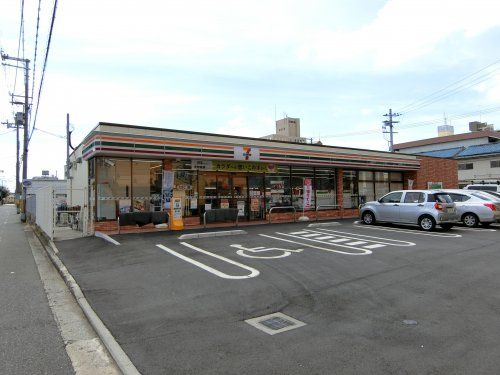 セブン−イレブン 堺三国ケ丘駅東店の画像