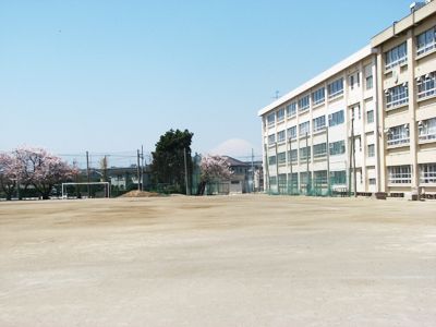 茅ヶ崎市立鶴嶺中学校の画像