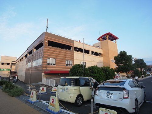 Ayase Town Hills Shopping Center(綾瀬タウンヒルズショッピングセンター)の画像