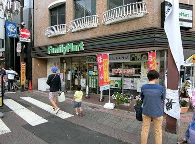ファミリーマート サンズ大岡山駅前店の画像