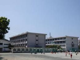 横須賀市立衣笠中学校の画像