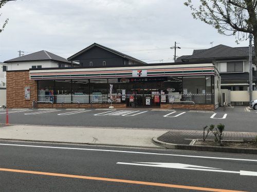 セブンイレブン 名古屋勢子坊3丁目店の画像