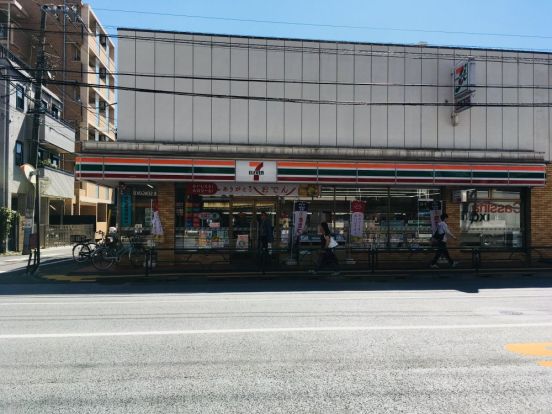 セブンイレブン 文京千石一丁目店の画像