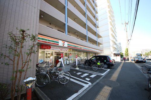 セブンイレブン 立川曙町3丁目店の画像