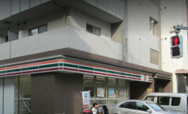 セブンイレブン 新宿水道町中央店の画像