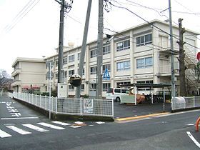 鳥取市立富桑小学校の画像