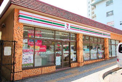 セブンイレブンハートインＪＲ垂水駅西口店の画像