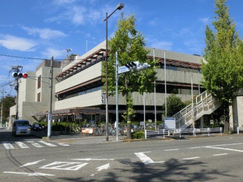 八王子市 中央図書館の画像