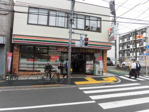 セブンイレブン 中野鷺宮店の画像