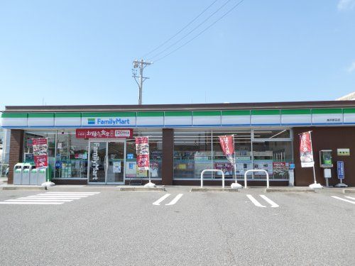 ファミリーマート高浜新田店の画像