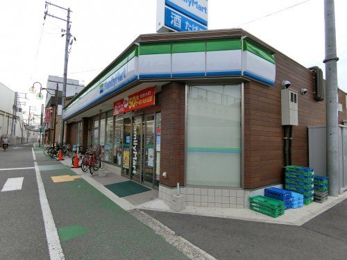 ファミリーマート　羽衣駅西店の画像