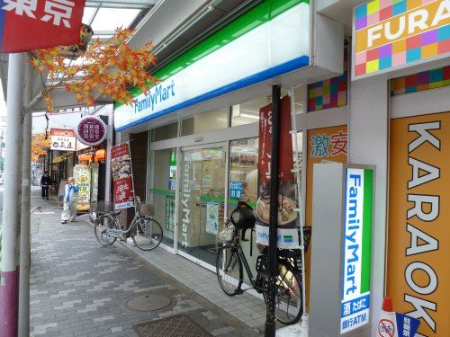 ファミリーマート 西荻窪駅南店の画像