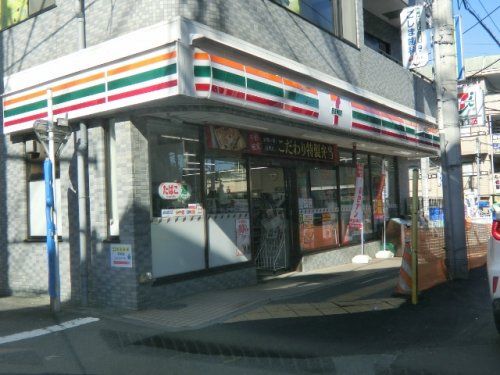 セブンイレブン八王子高尾駅南口店の画像