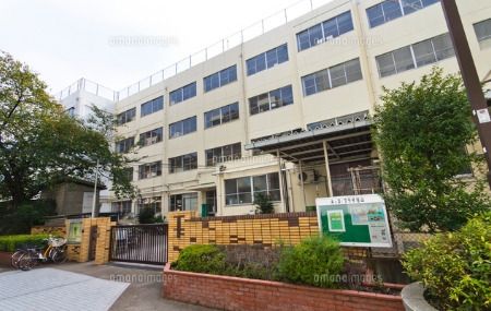 塔山小学校の画像