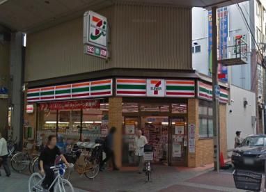 セブン-イレブン大阪ナインモール九条店の画像