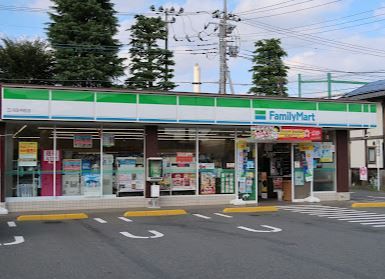 ファミリーマート 立川四中前店の画像