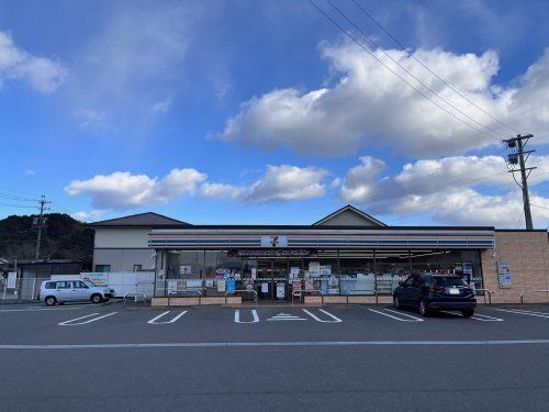 セブンイレブン 山県市高木店の画像