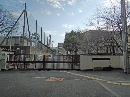 吹田市立佐井寺中学校の画像