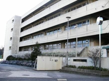 吹田市立西山田中学校の画像