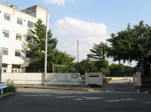 豊中市立寺内小学校の画像