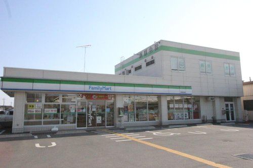 ファミリーマート 川越南田島店の画像